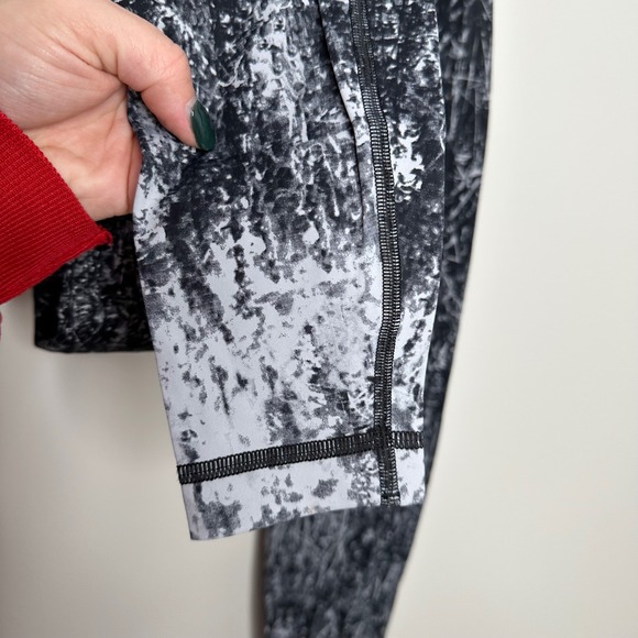 Lululemon Women's Wunder Under Hi-Rise Tight Alouette Pant 4‎ Alpine Black White - Picture 4 of 7